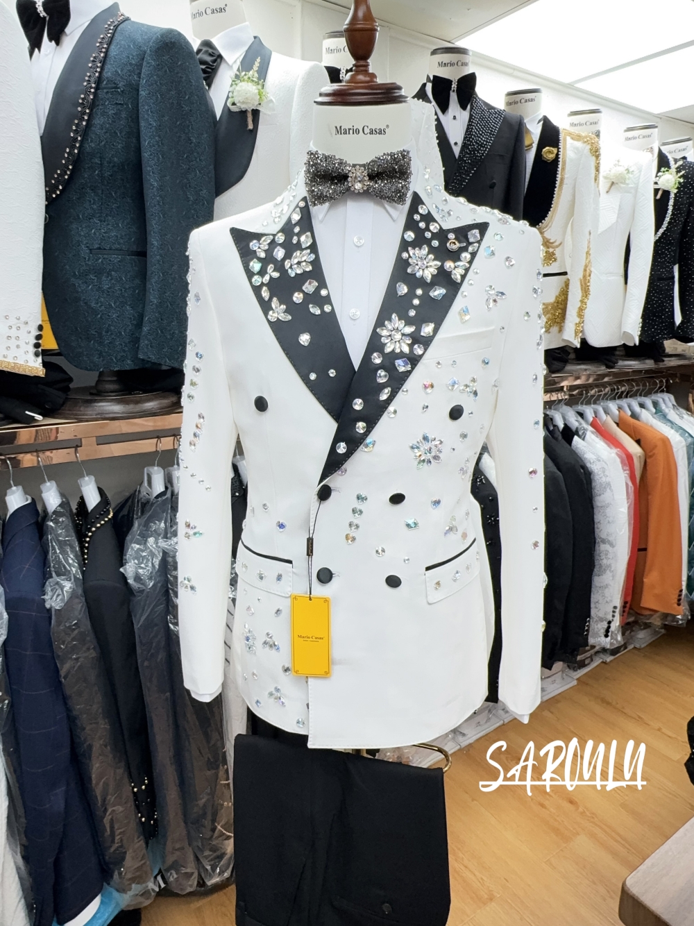 2025 Sparkly In Stock Crystals - огляд і ціна Men Formal Wear Jacket